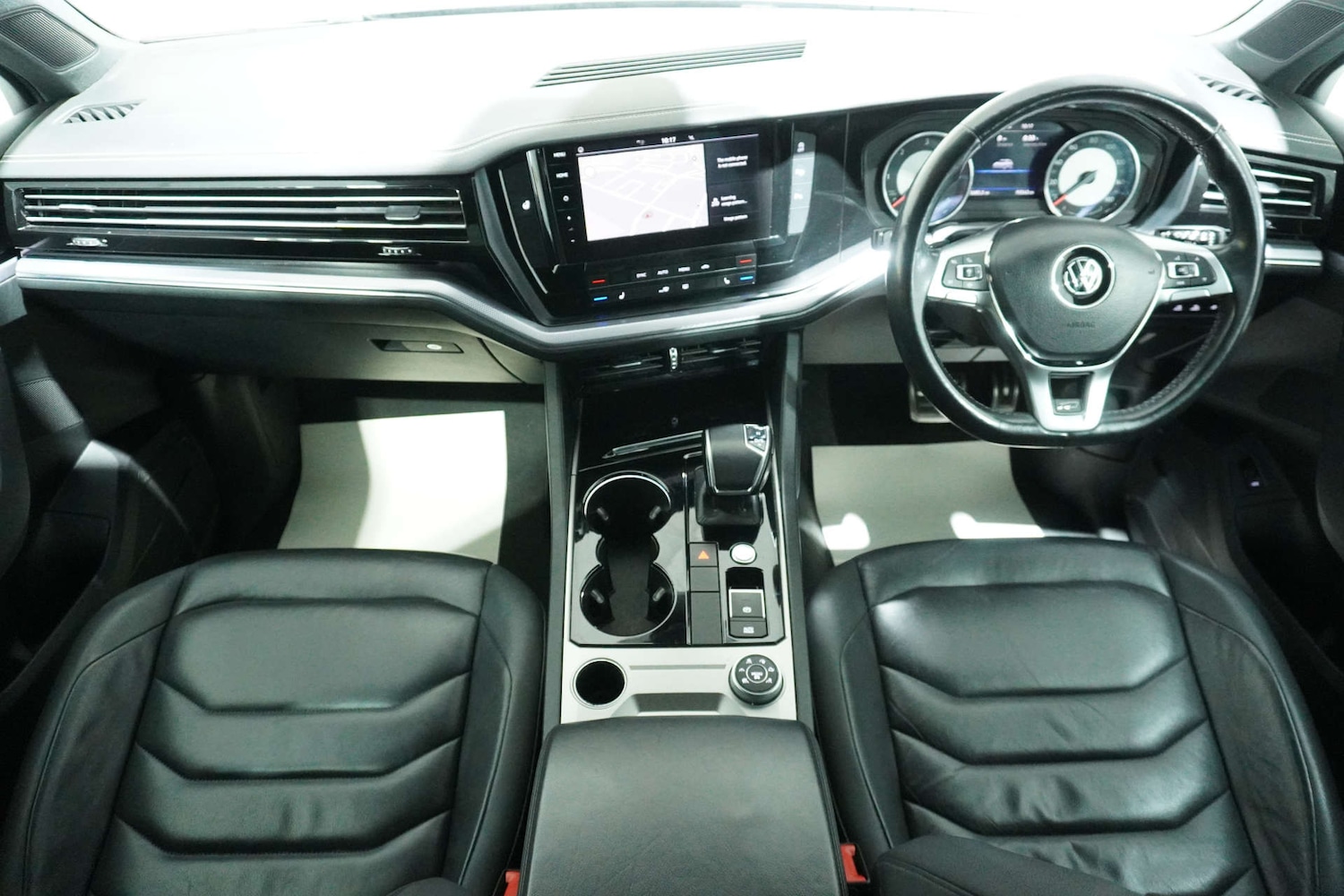 Used Volkswagen Touareg 2018 for sale - 77105782: Photo 36