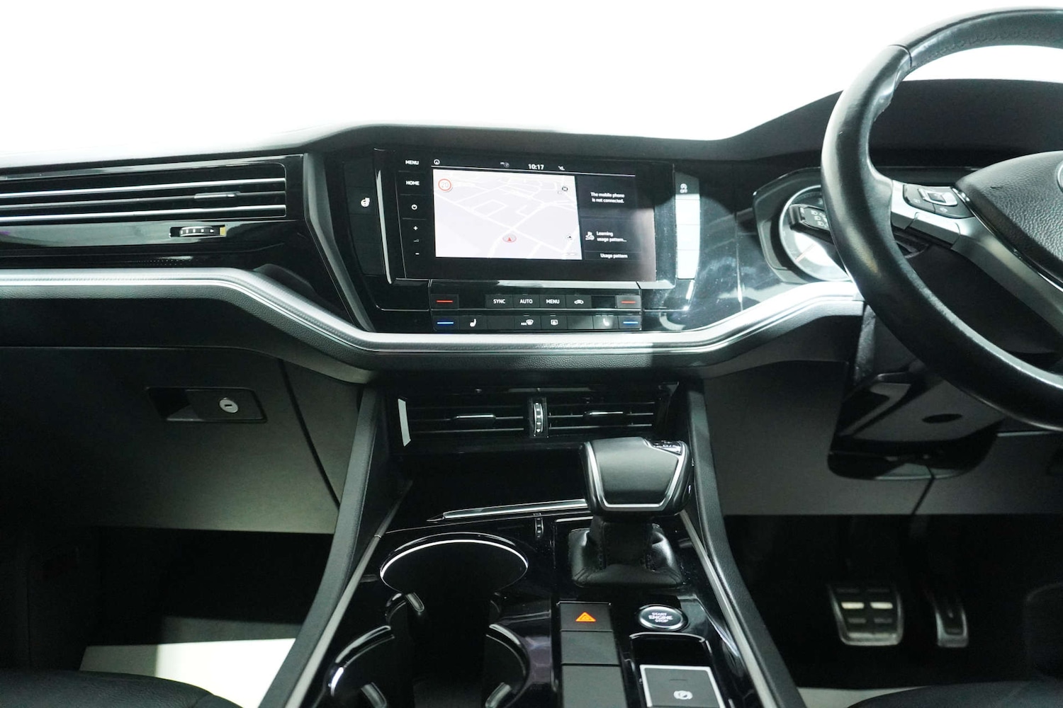 Used Volkswagen Touareg 2018 for sale - 77105782: Photo 38