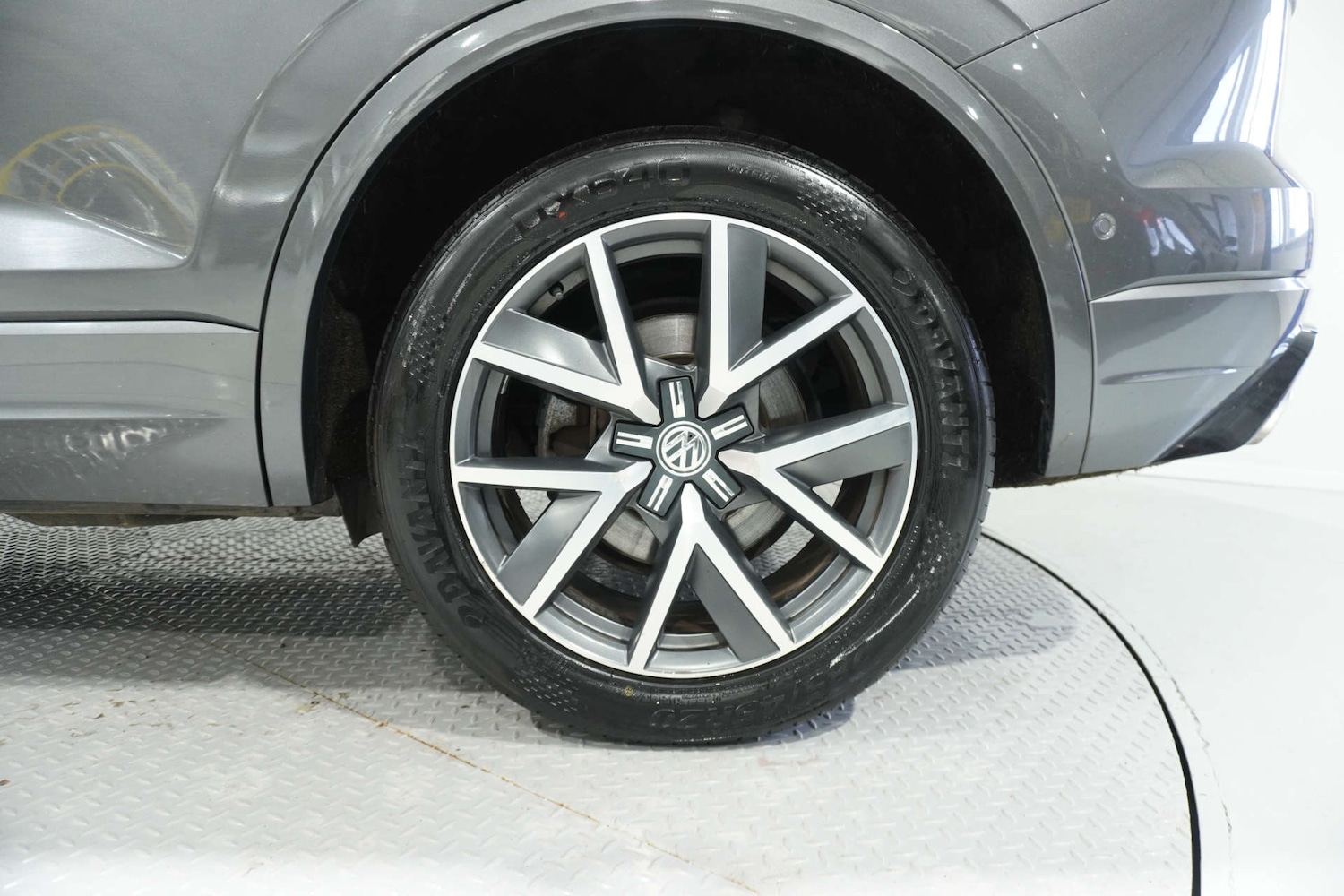 Used Volkswagen Touareg 2018 for sale - 77105782: Photo 44