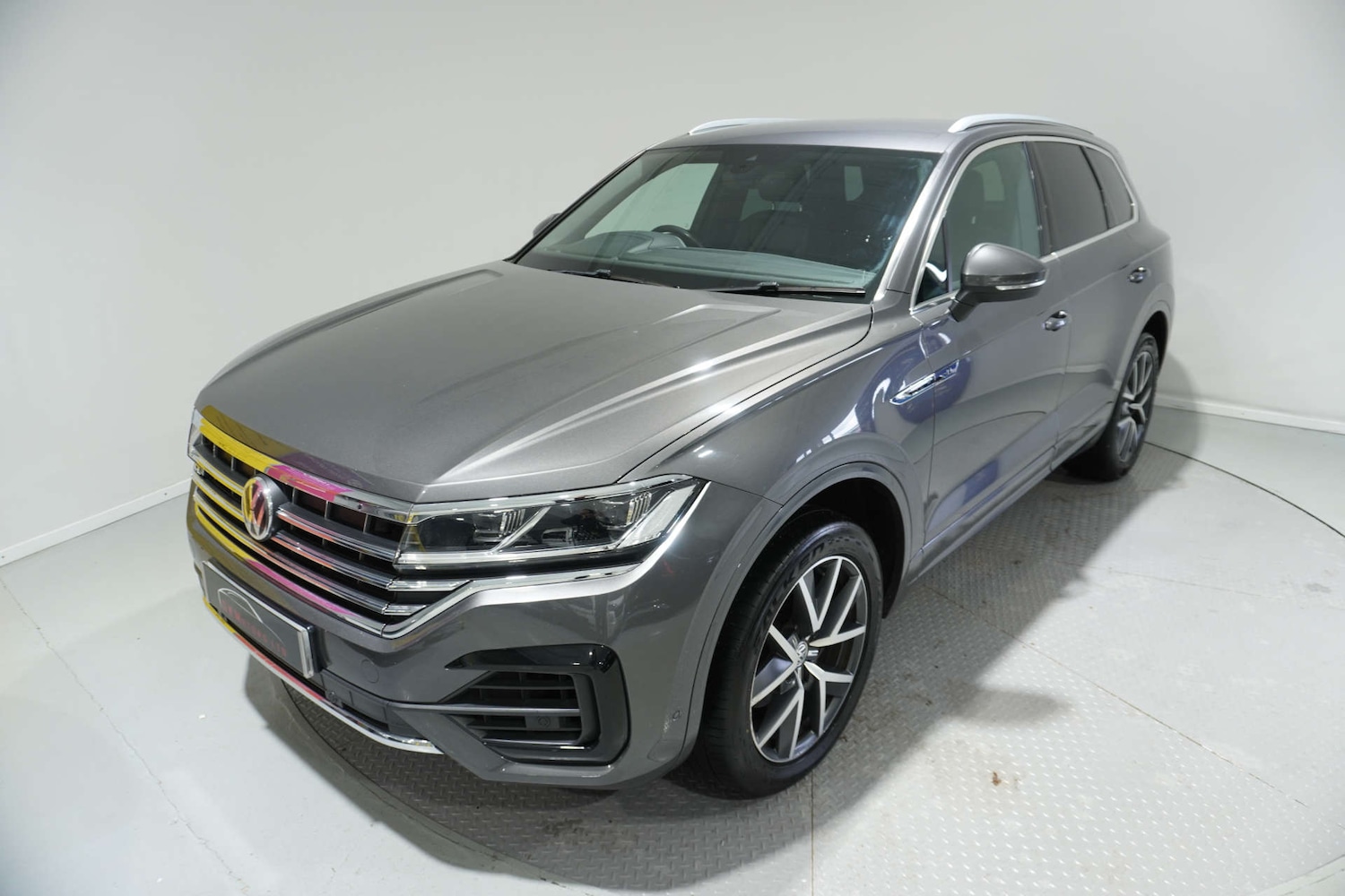 Used Volkswagen Touareg 2018 for sale - 77105782: Photo 53