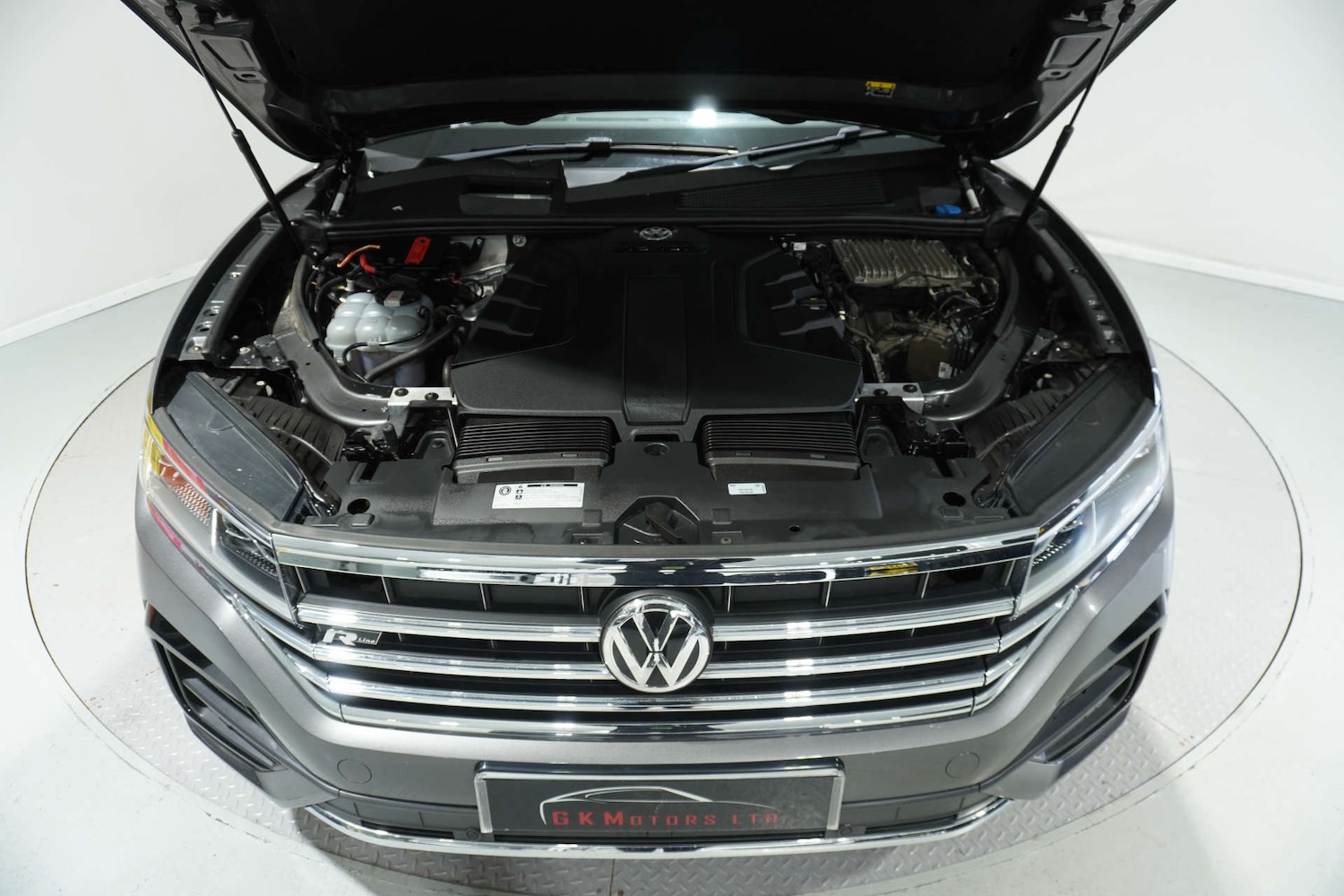 Used Volkswagen Touareg 2018 for sale - 77105782: Photo 56