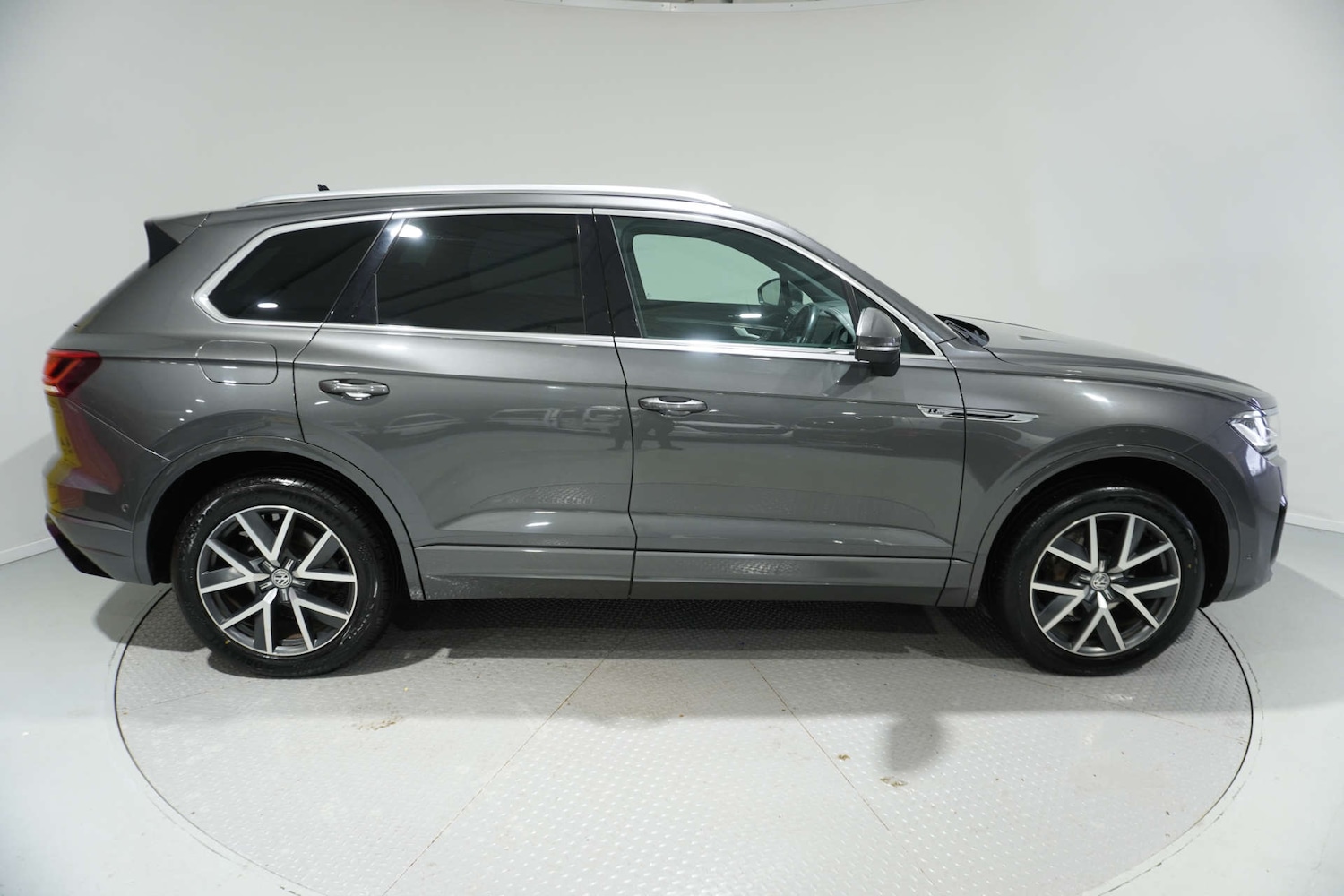 Used Volkswagen Touareg 2018 for sale - 77105782: Photo 6