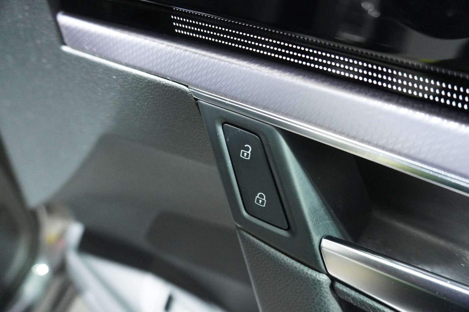 Used Volkswagen Touareg 2018 for sale - 77105782: Photo 62