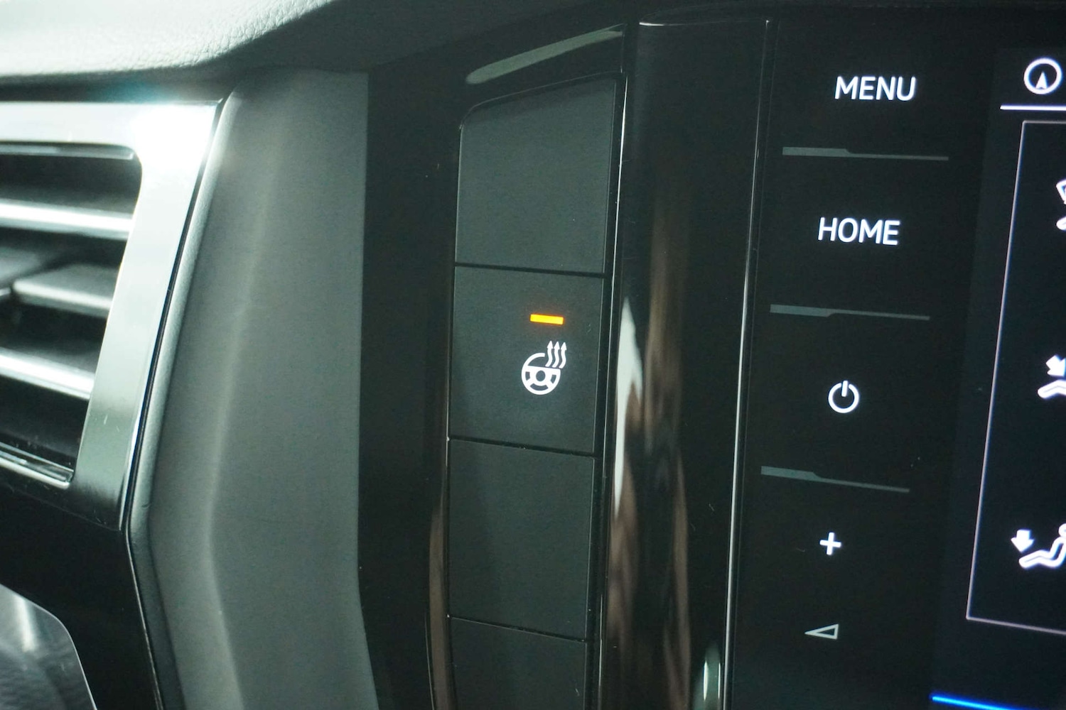 Used Volkswagen Touareg 2018 for sale - 77105782: Photo 76