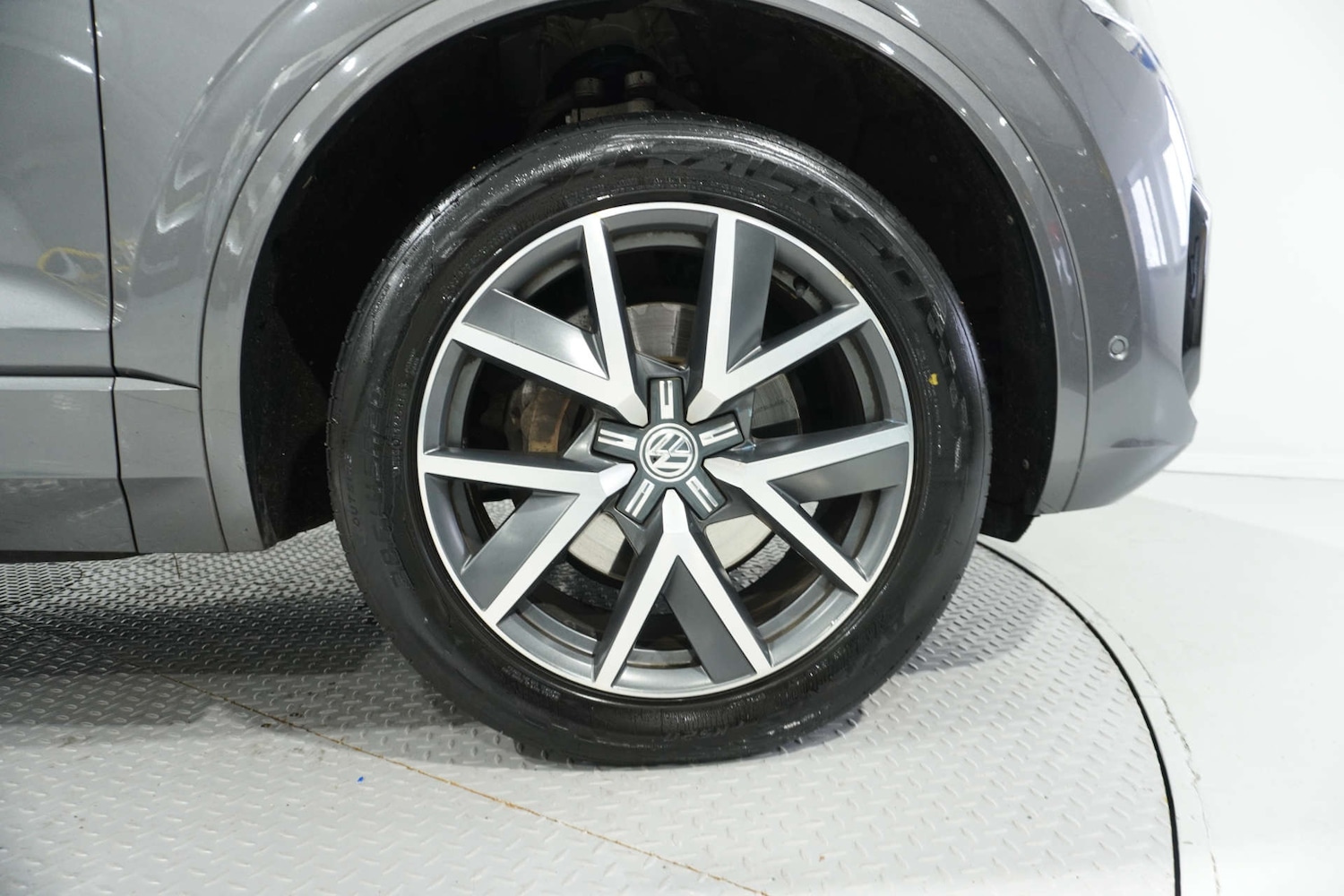 Used Volkswagen Touareg 2018 for sale - 77105782: Photo 8