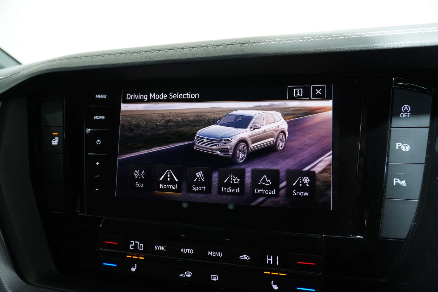 Used Volkswagen Touareg 2018 for sale - 77105782: Photo 99