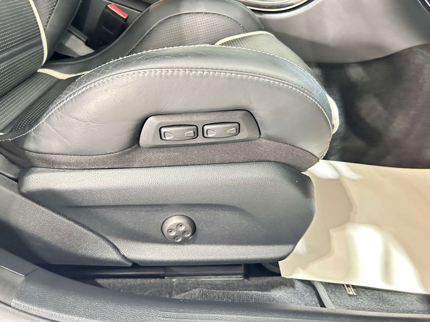 Used Mercedes-Benz C Class 2020 for sale - 77200674: Photo 14