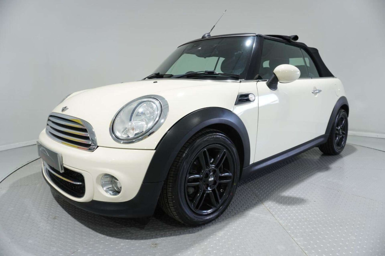 Used MINI Convertible 2014 for sale - 77061671: Photo 52