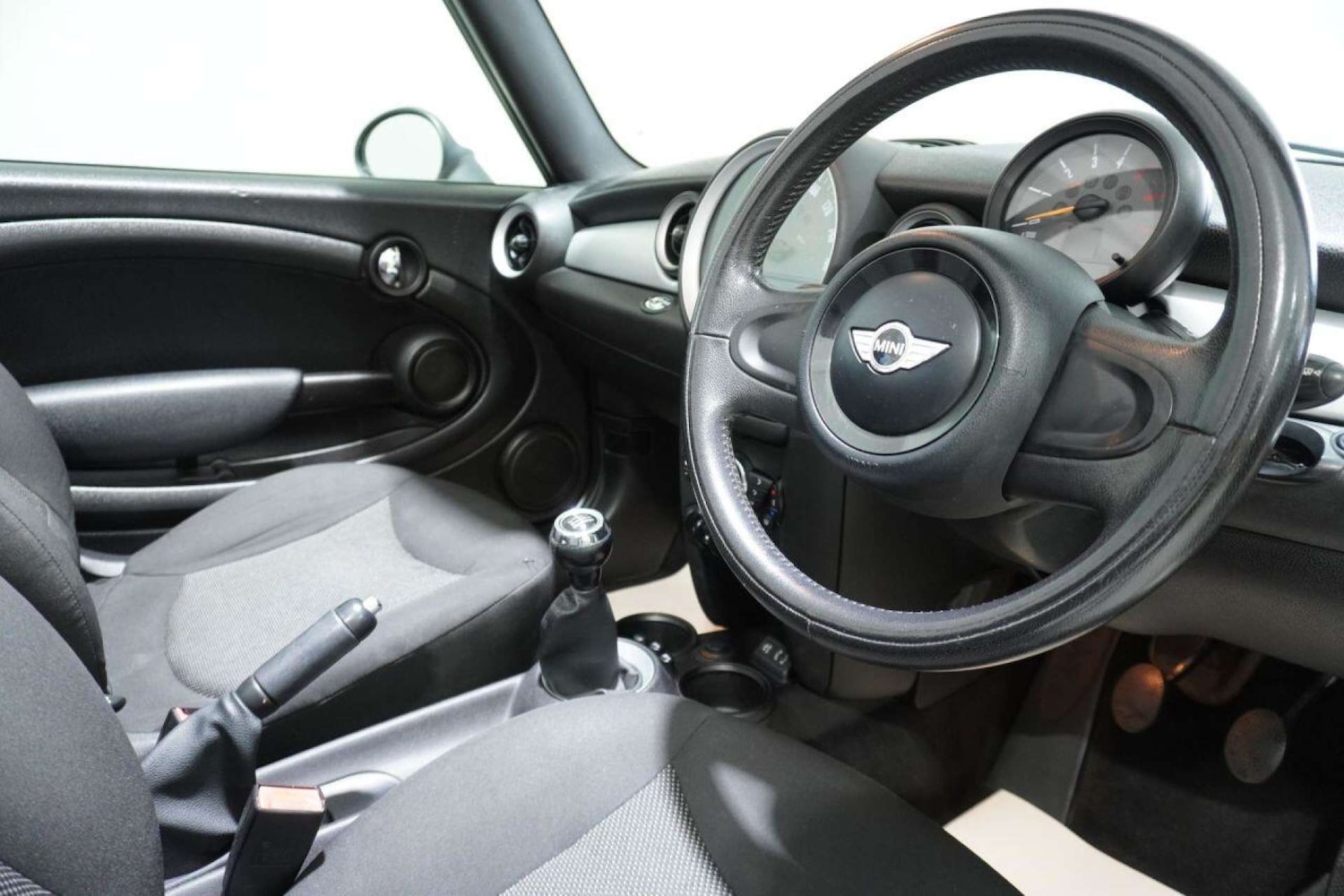 Used MINI Convertible 2014 for sale - 77061671: Photo 56