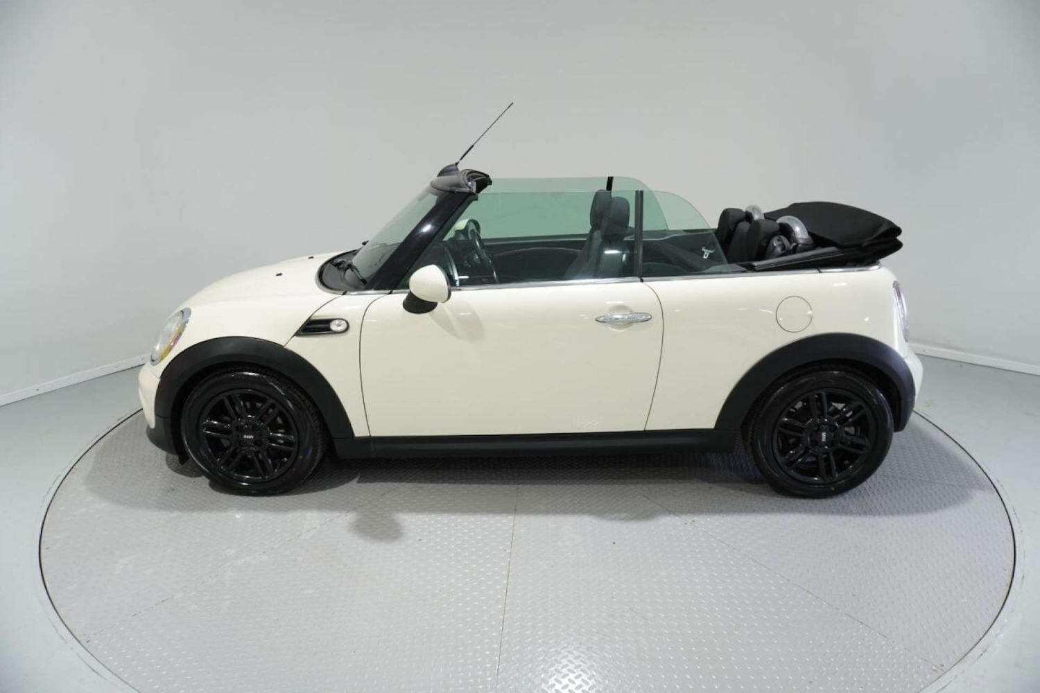 Used MINI Convertible 2014 for sale - 77061671: Photo 72