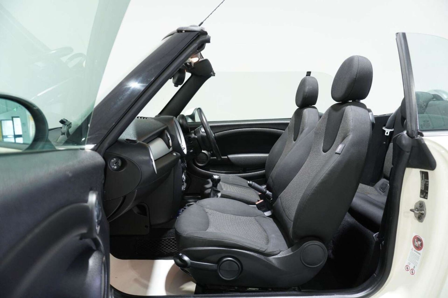 Used MINI Convertible 2014 for sale - 77061671: Photo 75