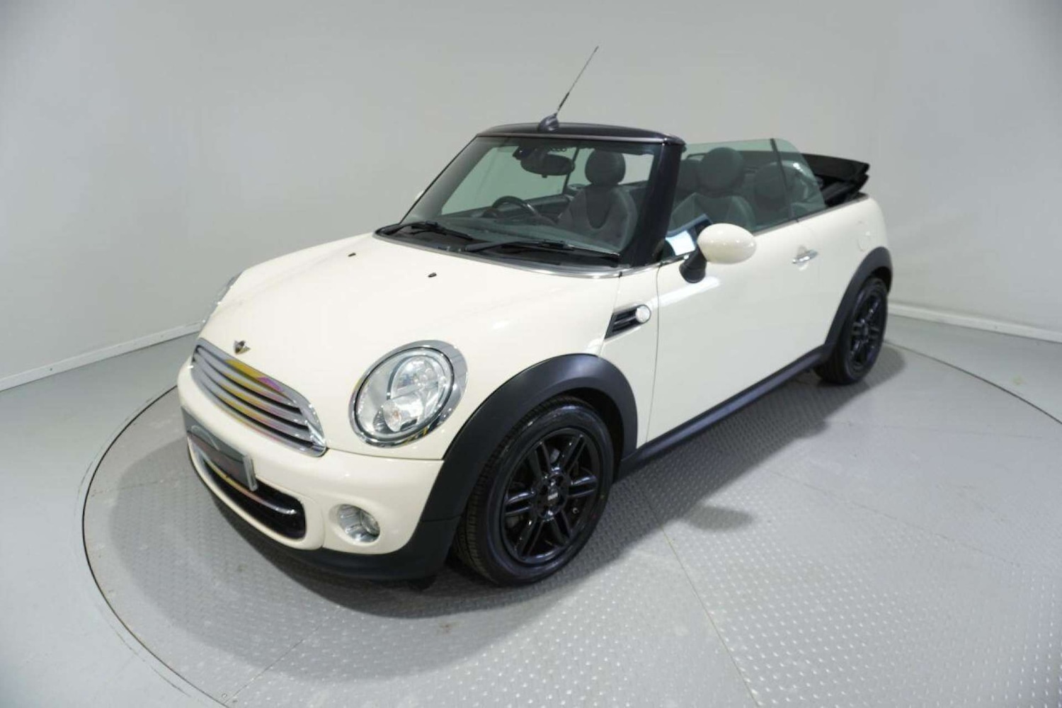 Used MINI Convertible 2014 for sale - 77061671: Photo 78
