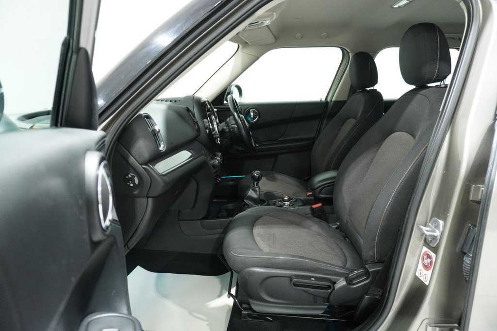 Used MINI Countryman 2017 for sale - 76820444: Photo 41