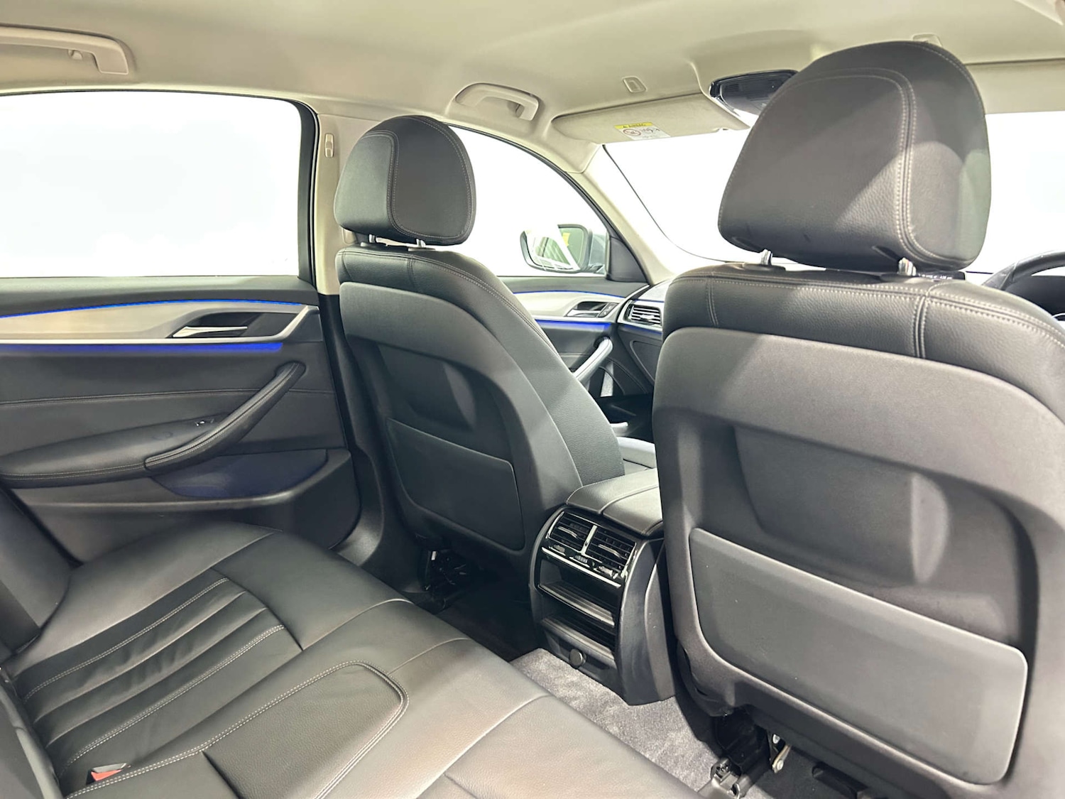 Used BMW 5 Series 2018 for sale - 77200704: Photo 12