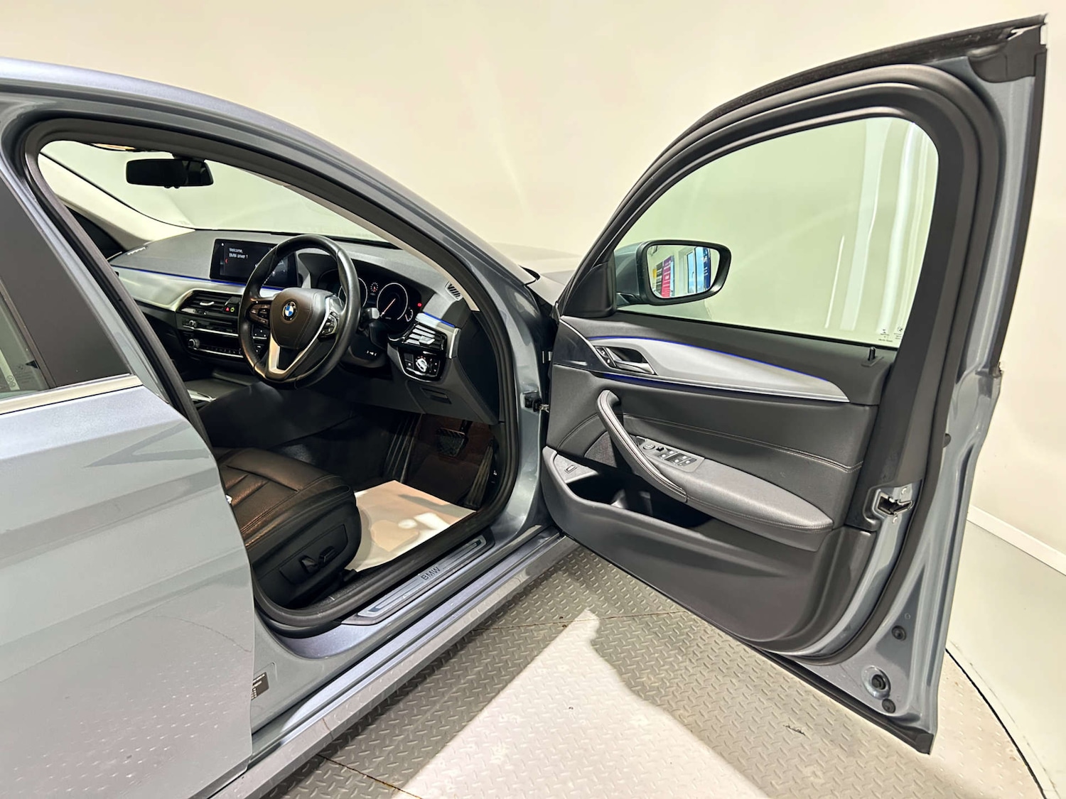 Used BMW 5 Series 2018 for sale - 77200704: Photo 26