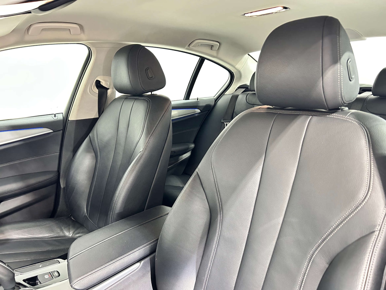 Used BMW 5 Series 2018 for sale - 77200704: Photo 44