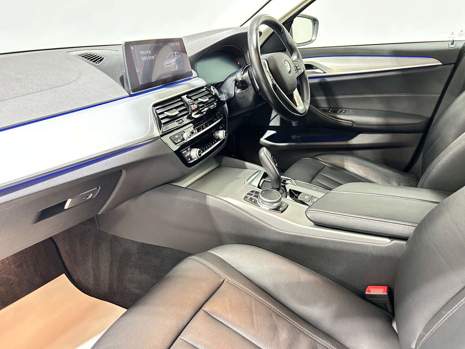 Used BMW 5 Series 2018 for sale - 77200704: Photo 47