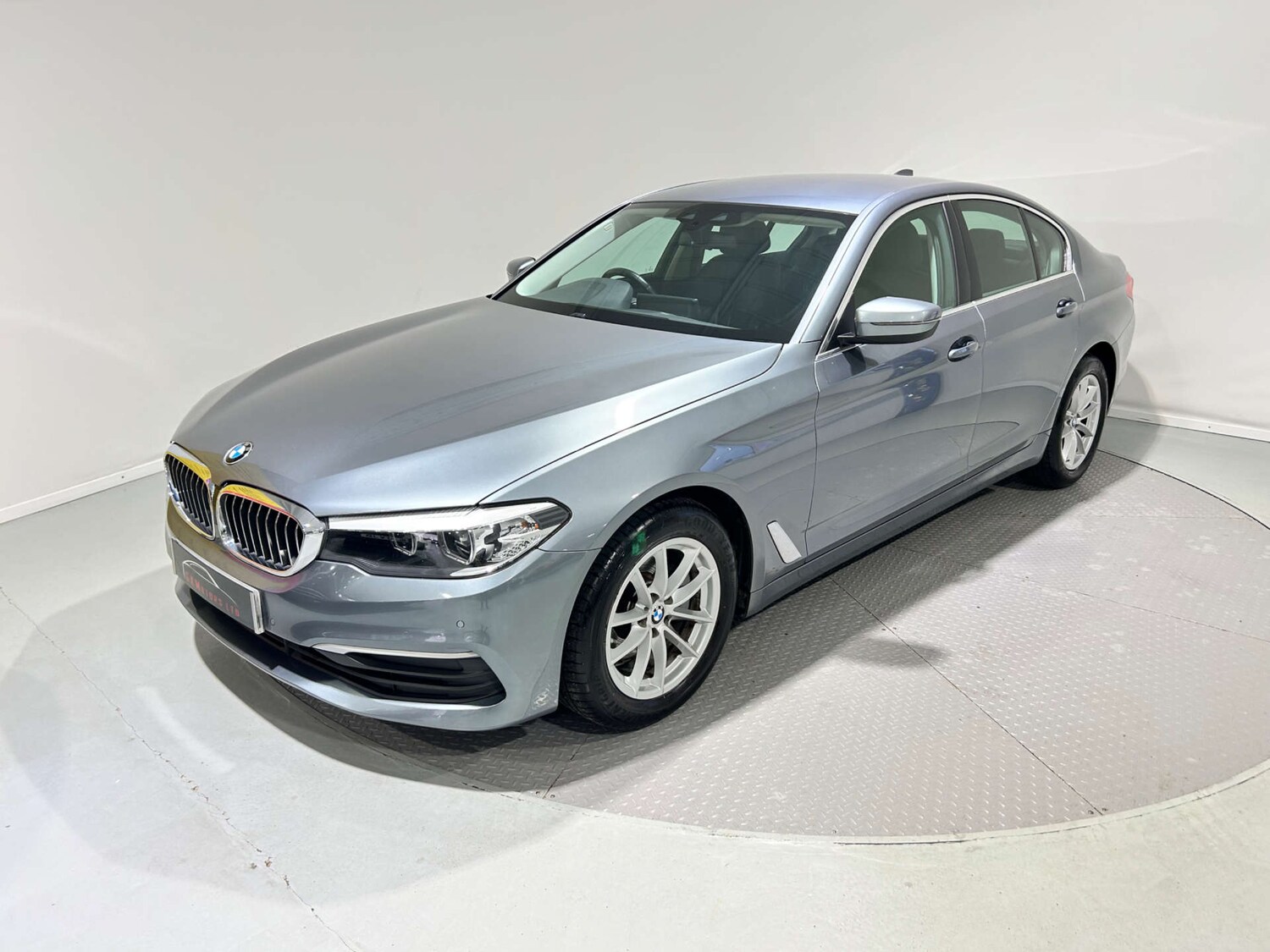 Used BMW 5 Series 2018 for sale - 77200704: Photo 51