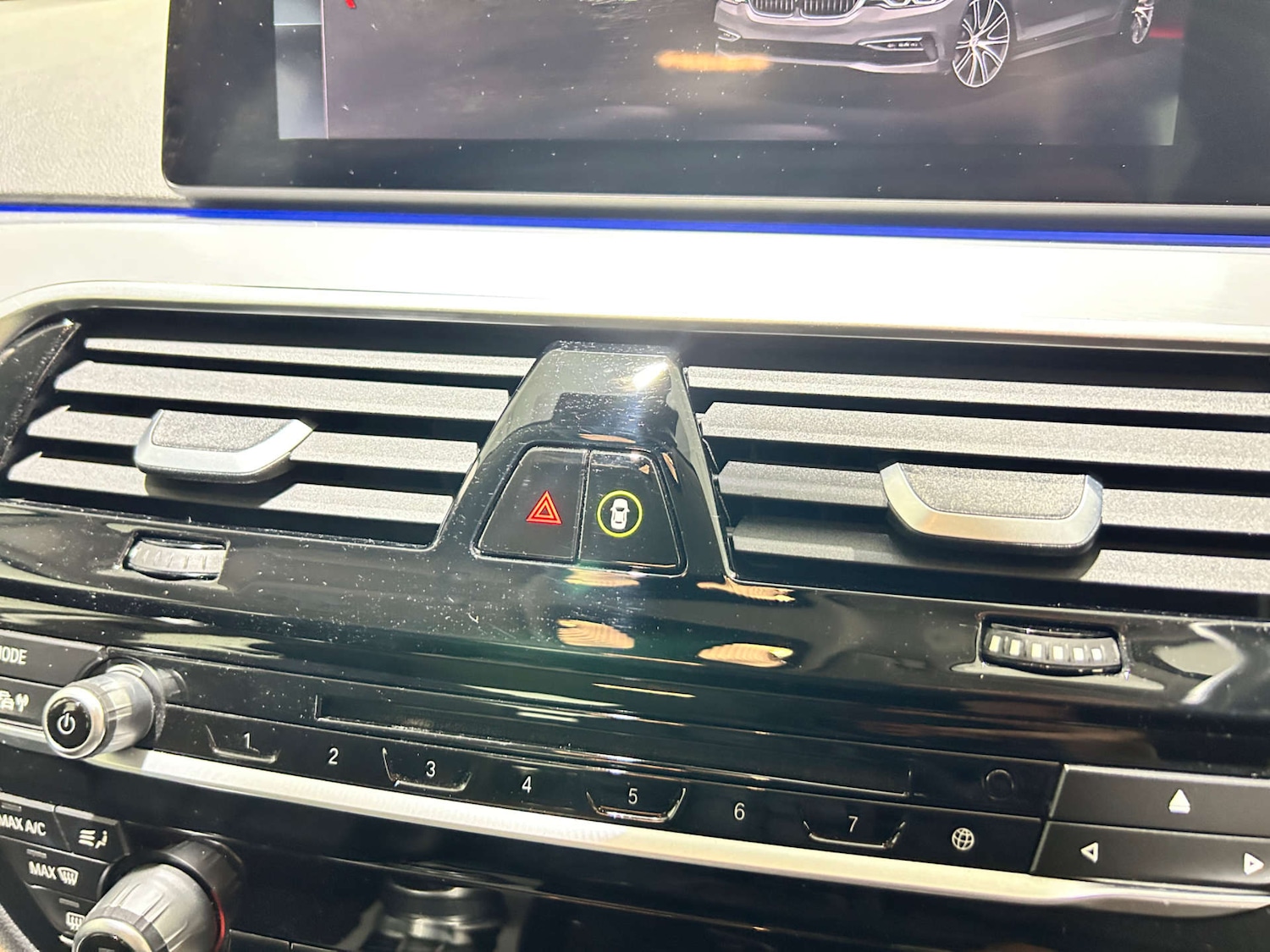 Used BMW 5 Series 2018 for sale - 77200704: Photo 70