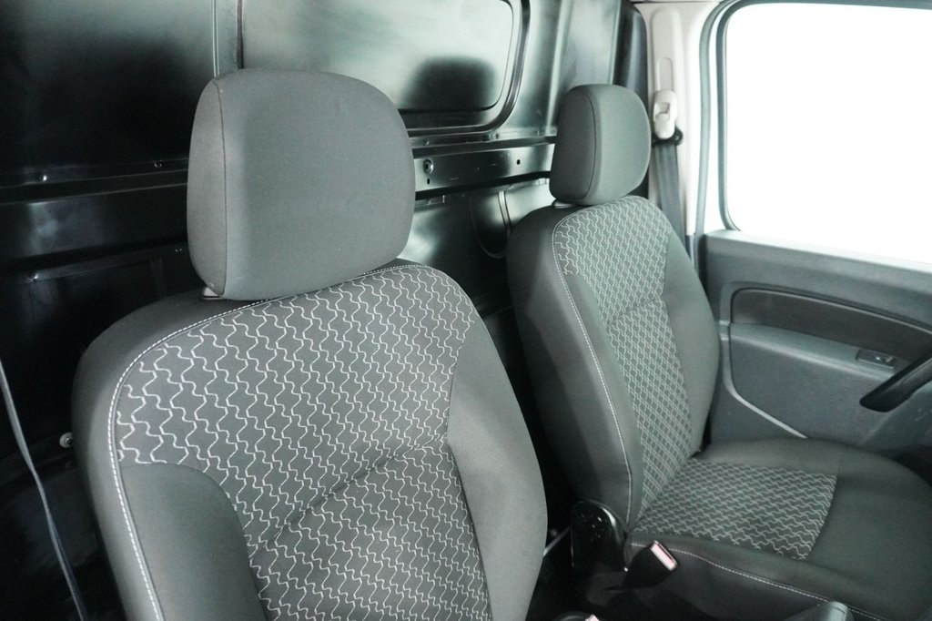 Used Renault Kangoo 2015 for sale - 76820361: Photo 11