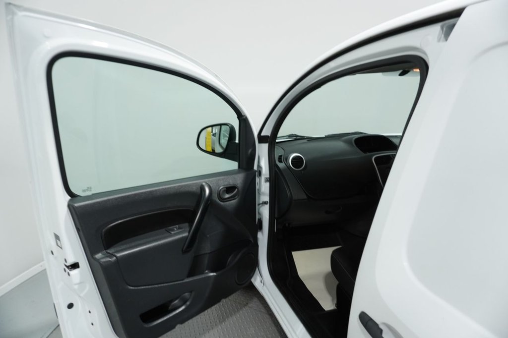 Used Renault Kangoo 2015 for sale - 76820361: Photo 18