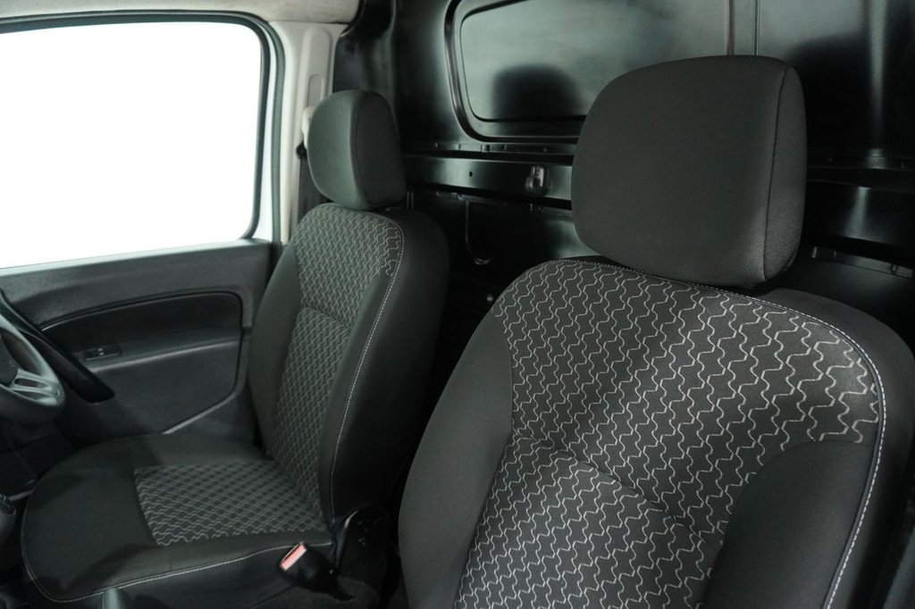 Used Renault Kangoo 2015 for sale - 76820361: Photo 25