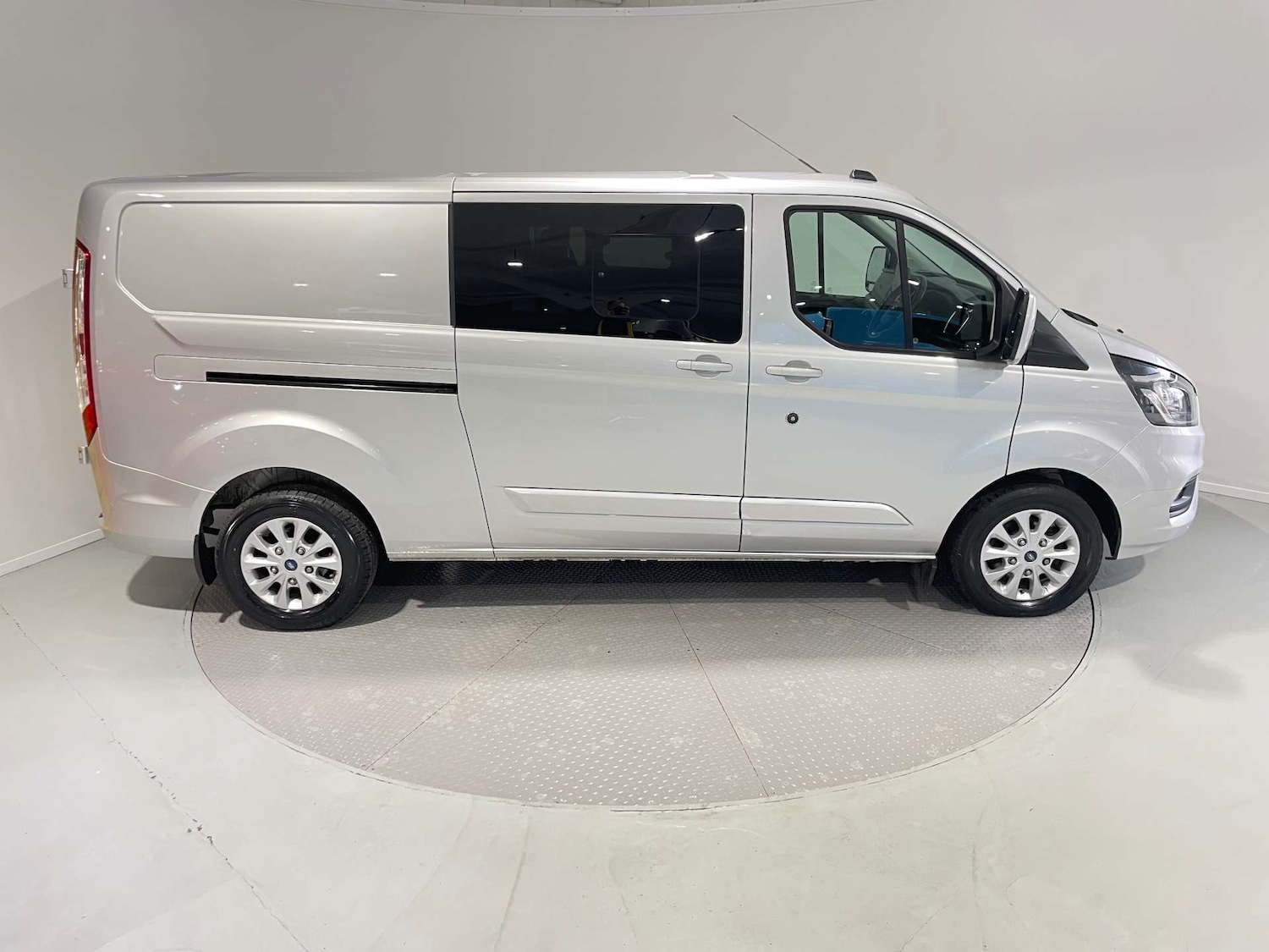 Used Ford Transit Custom 2023 for sale - 77535165: Photo 4