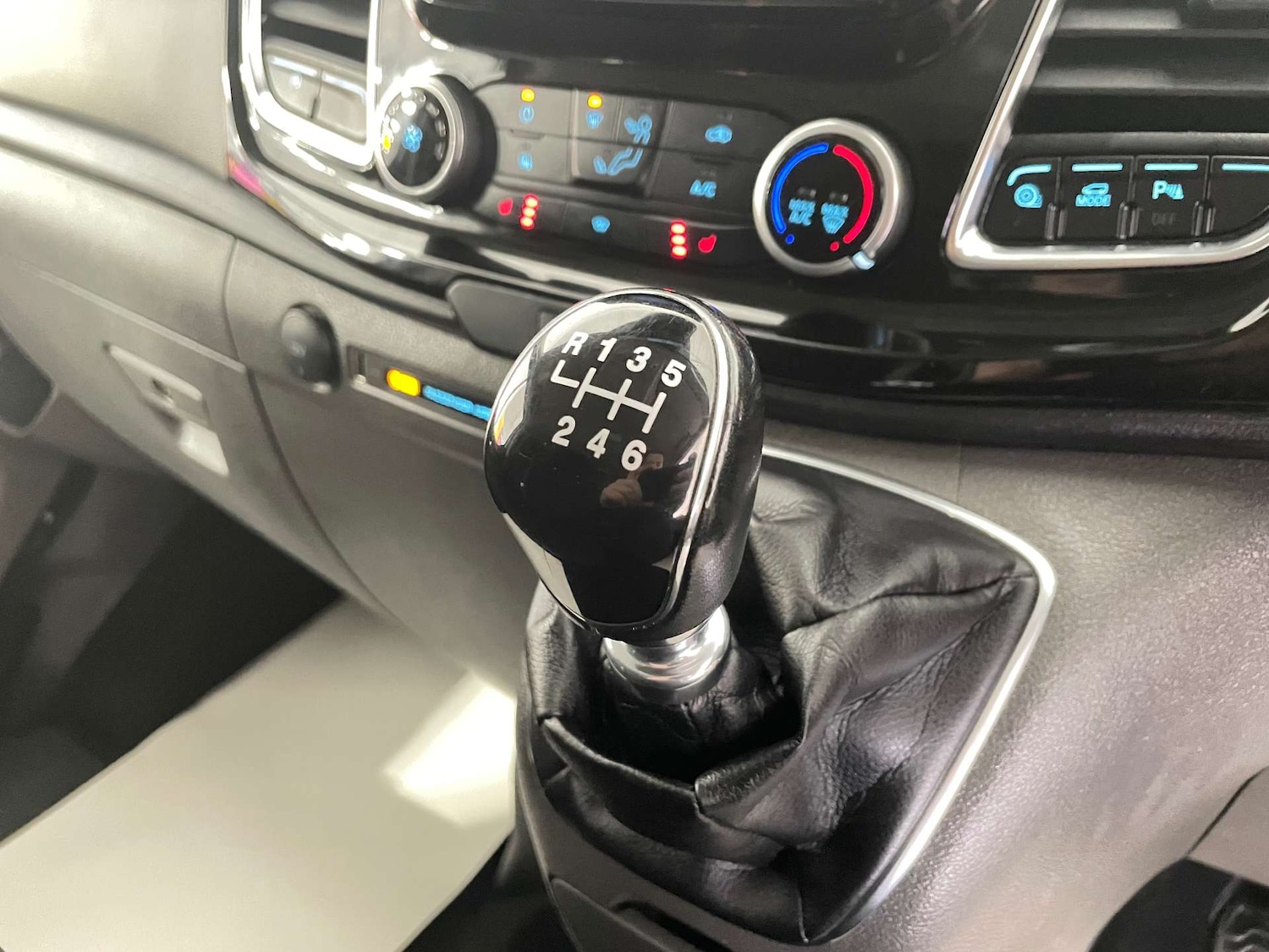 Used Ford Transit Custom 2023 for sale - 77535165: Photo 58