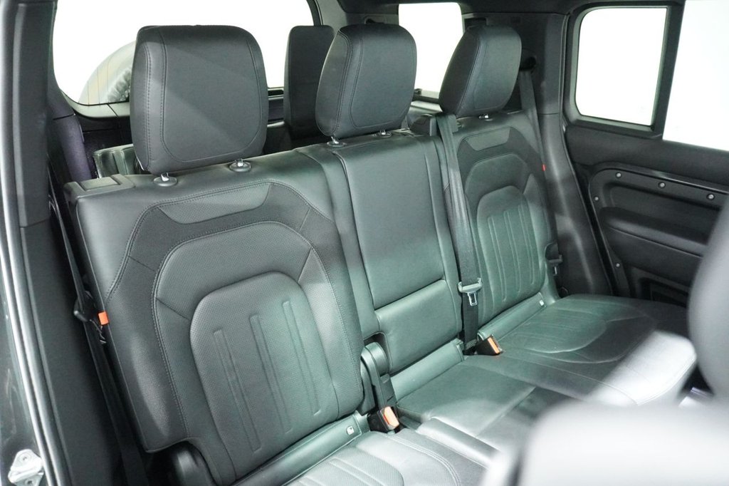 Used Land Rover Defender 2022 for sale - 76820324: Photo 19