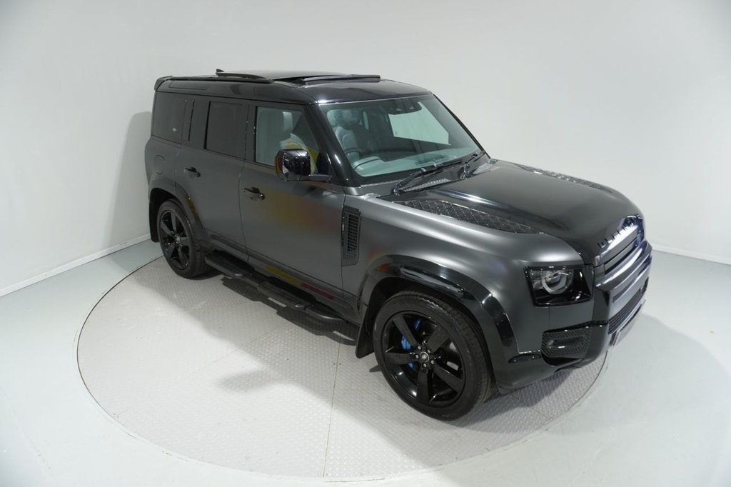Used Land Rover Defender 2022 for sale - 76820324: Photo 2