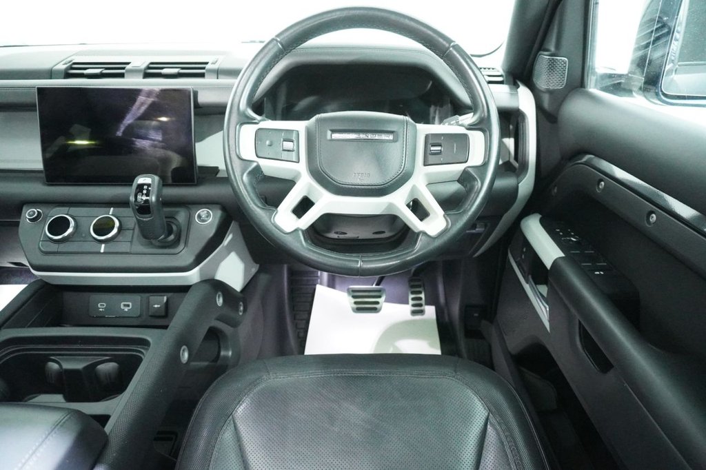 Used Land Rover Defender 2022 for sale - 76820324: Photo 21