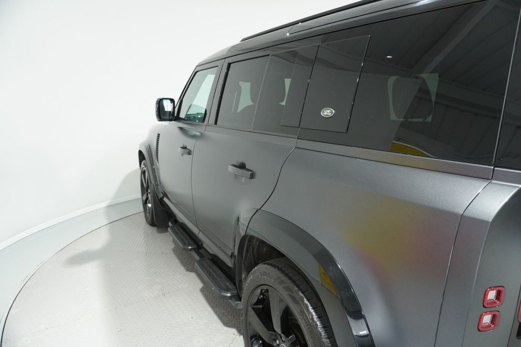 Used Land Rover Defender 2022 for sale - 76820324: Photo 36