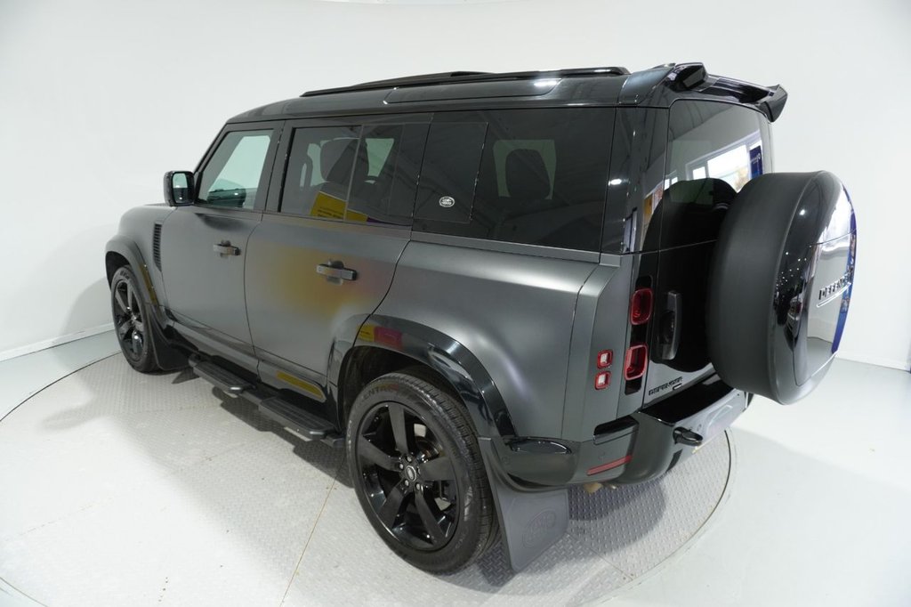 Used Land Rover Defender 2022 for sale - 76820324: Photo 37