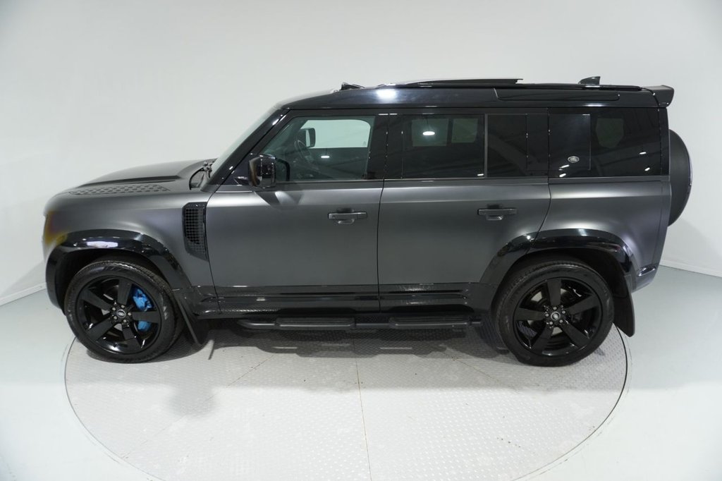 Used Land Rover Defender 2022 for sale - 76820324: Photo 40