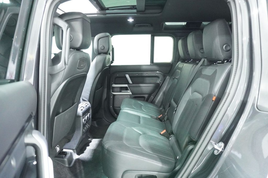 Used Land Rover Defender 2022 for sale - 76820324: Photo 43