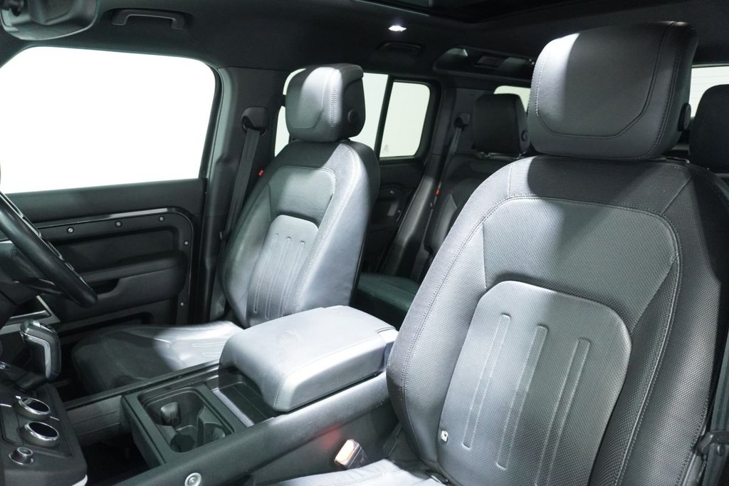 Used Land Rover Defender 2022 for sale - 76820324: Photo 49