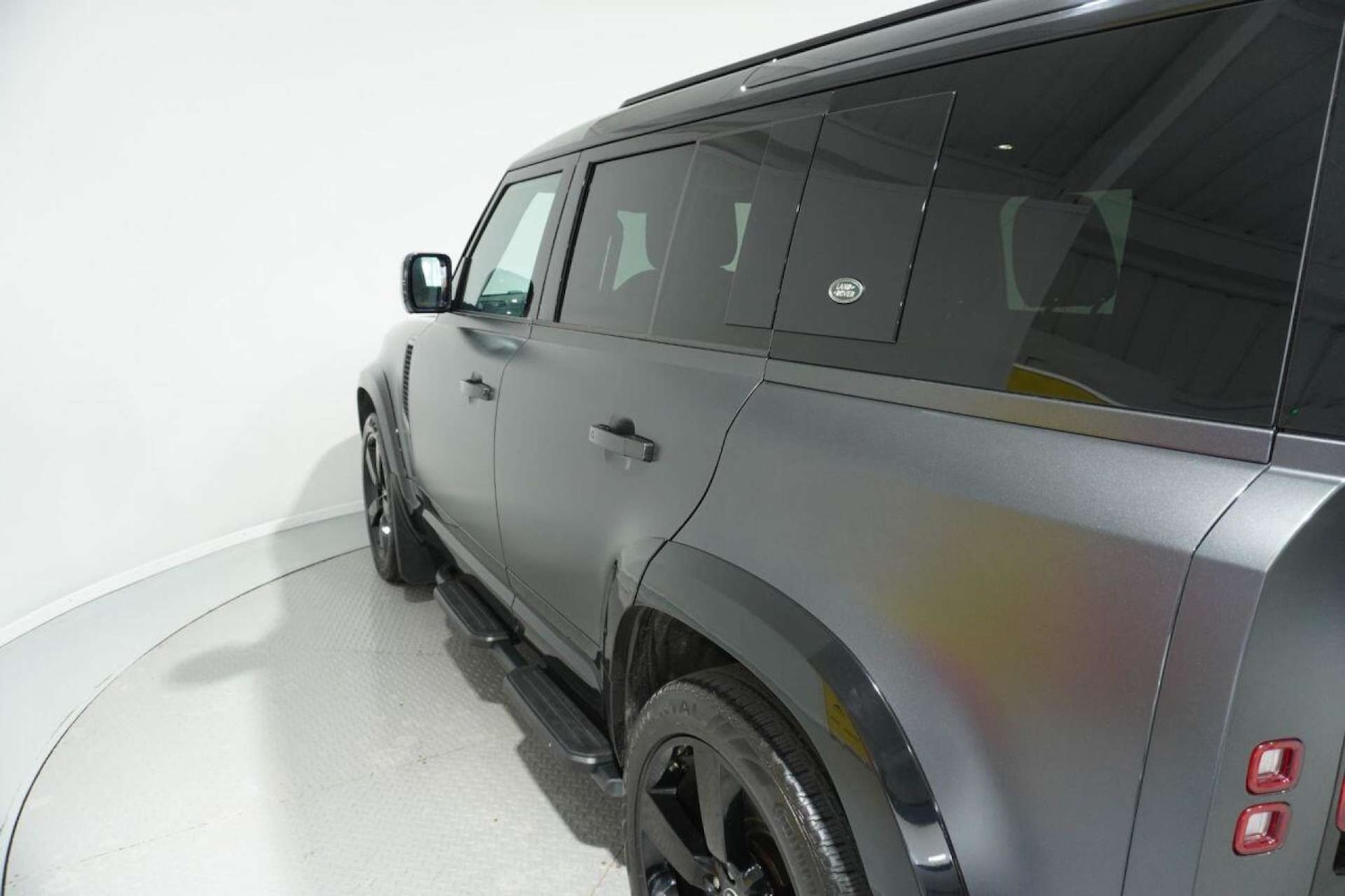 Used Land Rover Defender 2022 for sale - 77113516: Photo 35