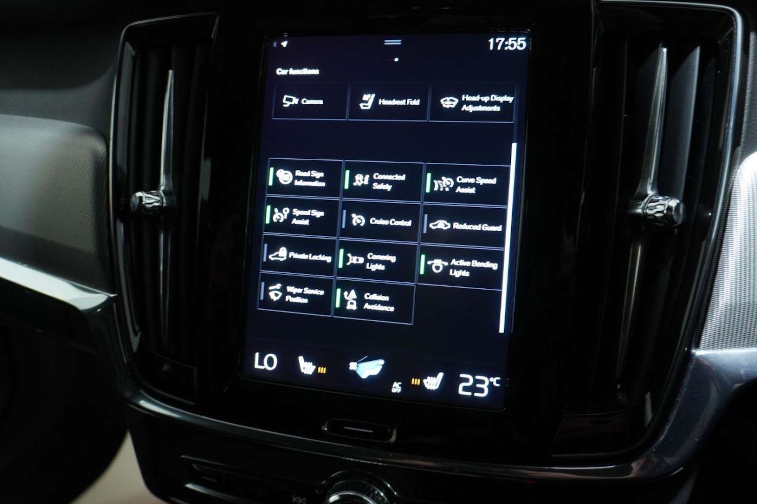 Used Volvo V90 2020 for sale - 77061684: Photo 85