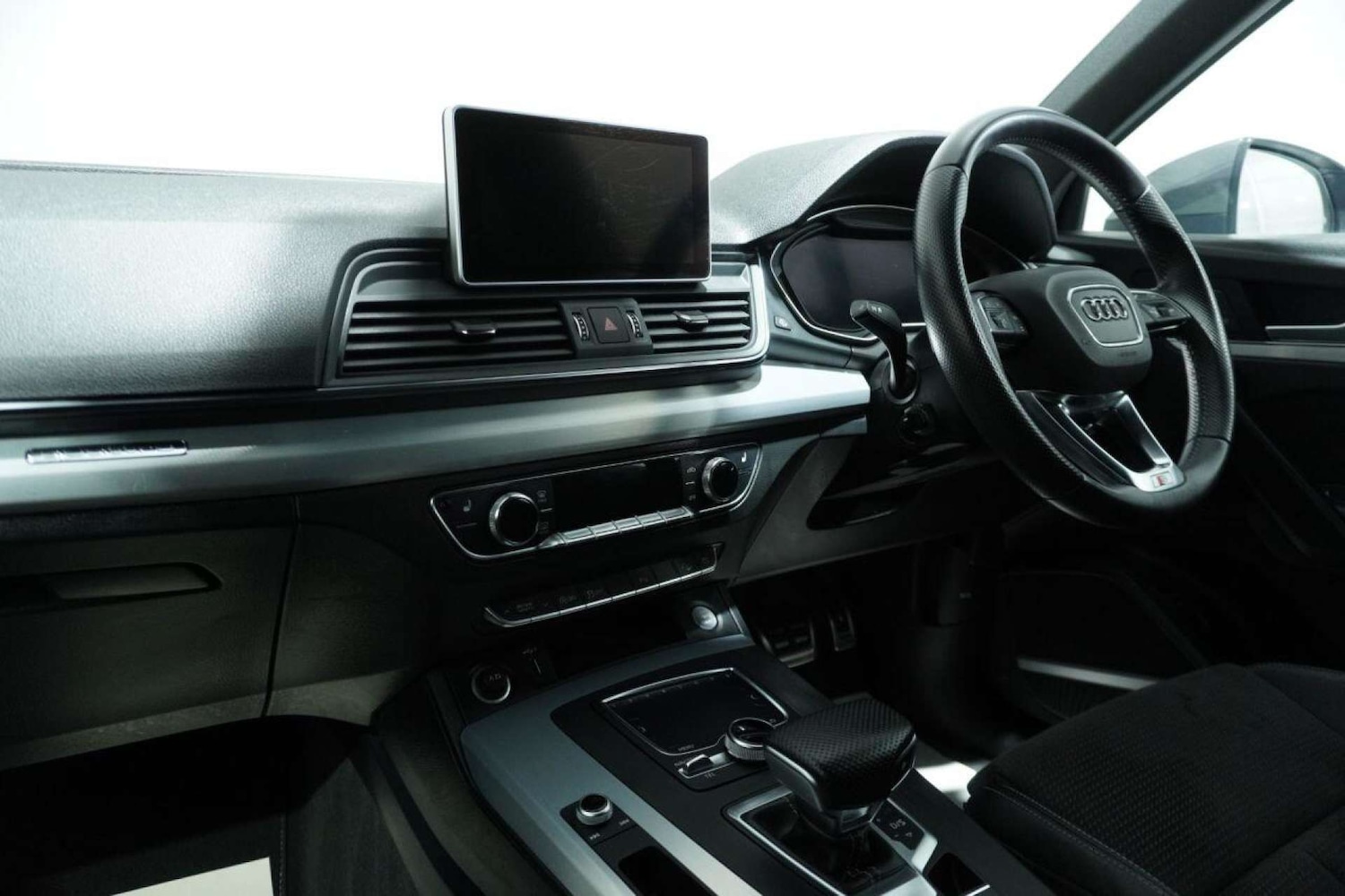 Used Audi Q5 2019 for sale - 77061633: Photo 36