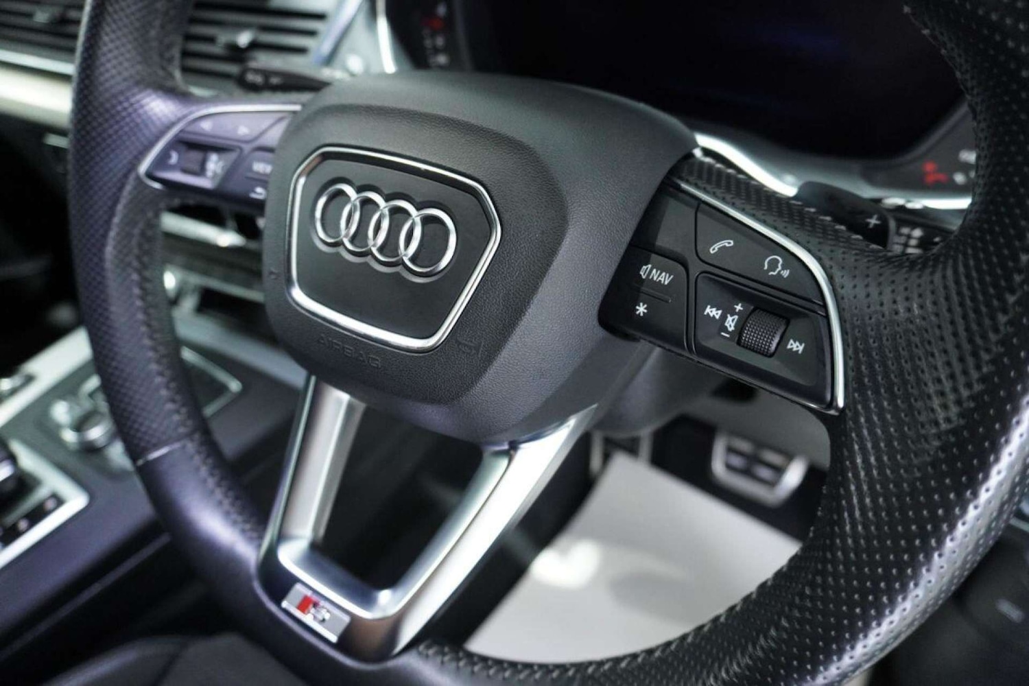 Used Audi Q5 2019 for sale - 77061633: Photo 61