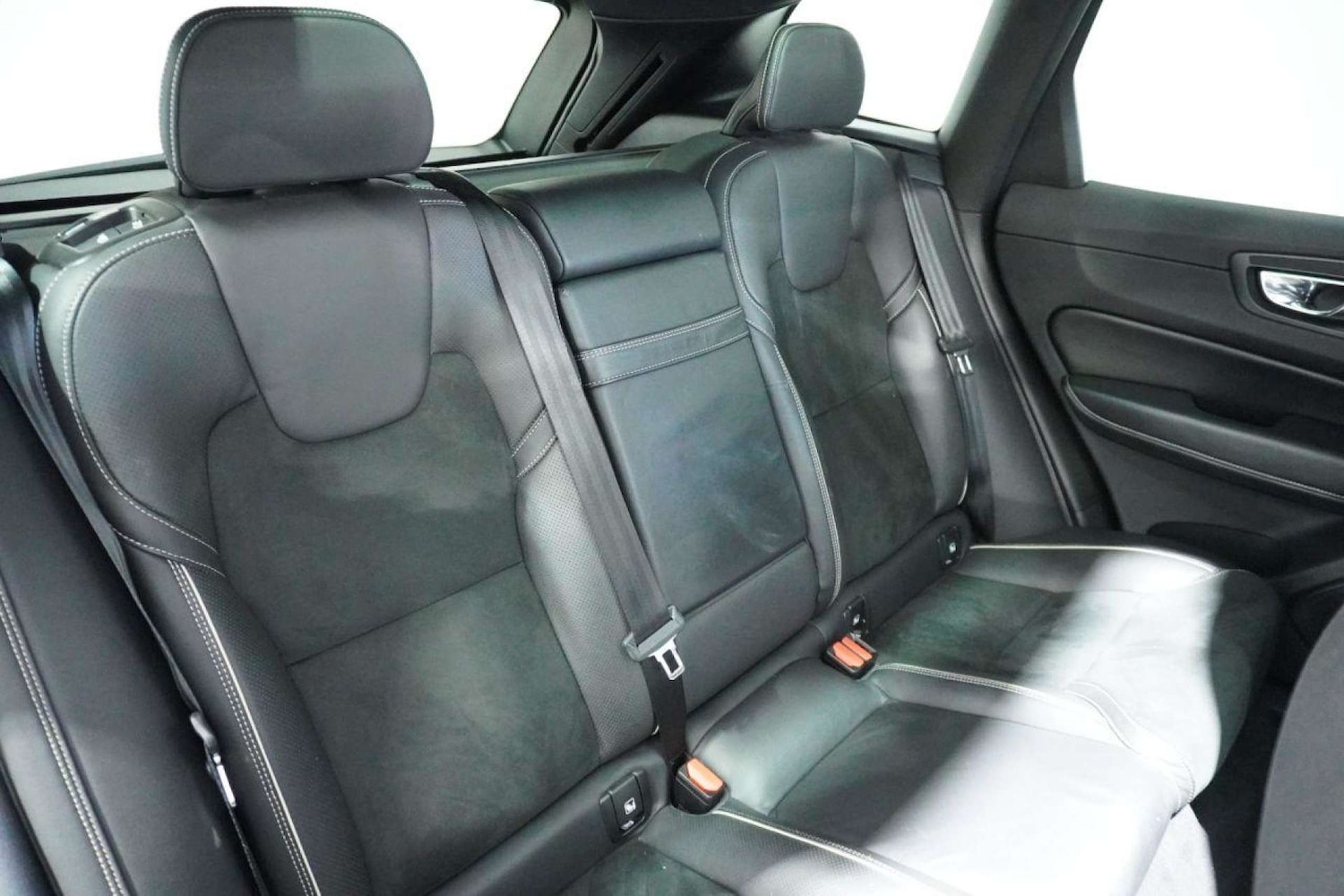 Used Volvo XC60 2018 for sale - 77061687: Photo 13