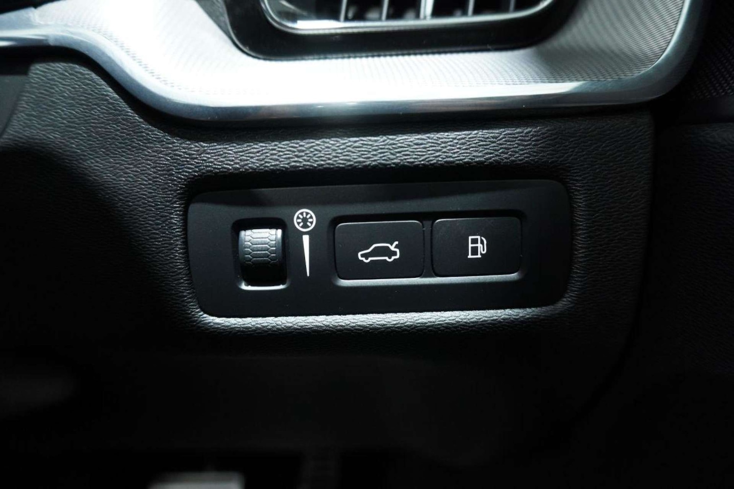 Used Volvo XC60 2018 for sale - 77061687: Photo 47