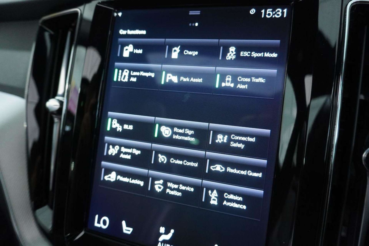 Used Volvo XC60 2018 for sale - 77061687: Photo 56