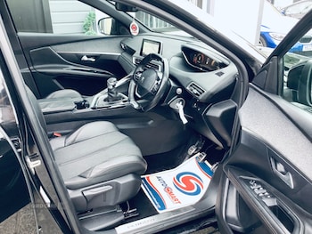 Used Peugeot 3008 2017 for sale - 79325582: Photo