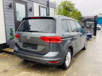 Used Volkswagen Touran 2017 for sale - 78609846: Photo