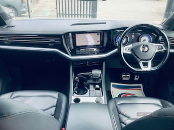 Used Volkswagen Touareg 2019 for sale - 78989509: Photo