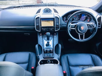 Used Porsche Cayenne 2014 for sale - 79084091: Photo