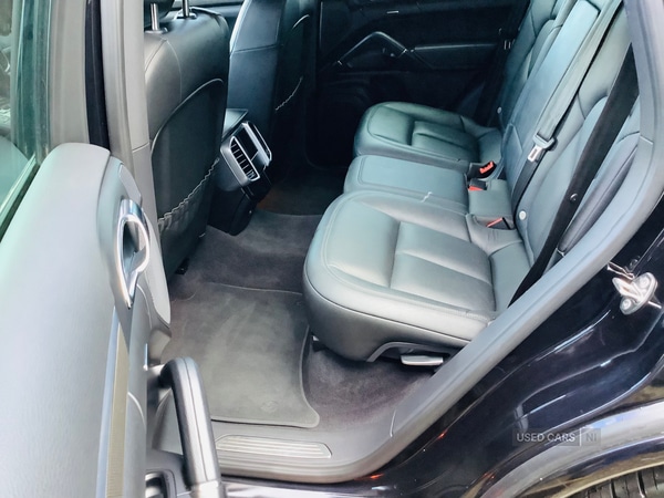 Used Porsche Cayenne 2014 for sale - 76441541: Photo 24