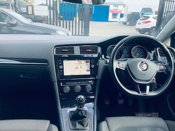 Used Volkswagen Golf 2017 for sale - 78462522: Photo