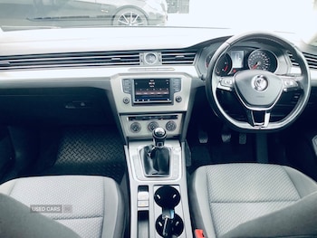 Used Volkswagen Passat 2017 for sale - 78335911: Photo